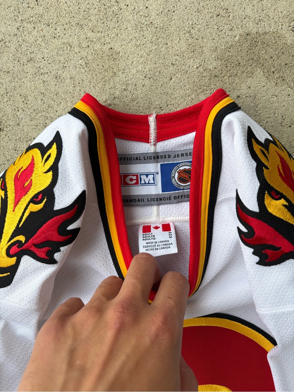 Vintage 90s CCM Calgary Flames Horse Head Blank Jersey - Medium - Picture 2 of 3